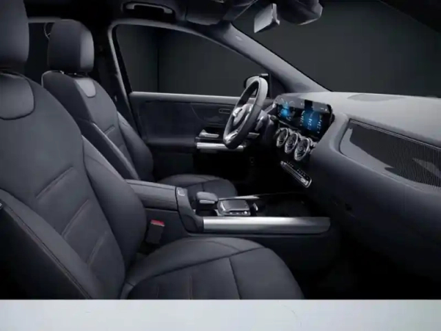 Mercedes Gla 250 e amg line — photo 10