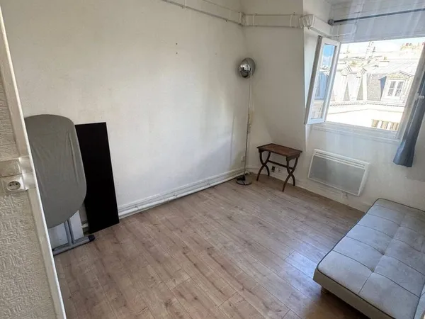 Appartement 1 pièce 11 m²