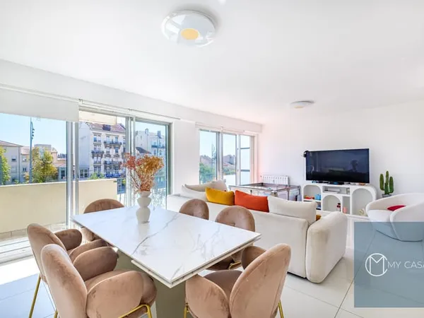 Villeurbanne - Appartement rénové de 91,17 m2 avec balcon