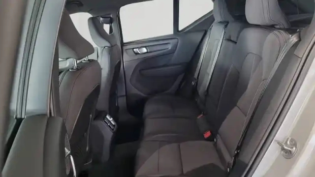 Volvo Ex40 single extended range 252 ch 1edt — photo 16