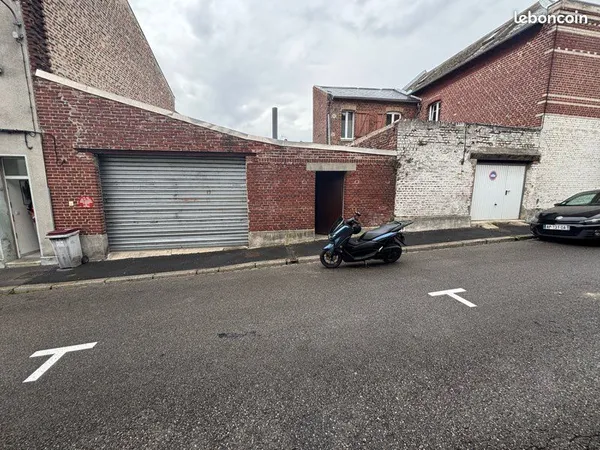 Garage local 90 m²