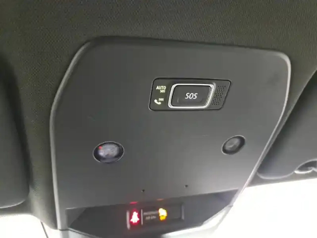 Renault Megane e-tech ev60 220 ch super charge — photo 39