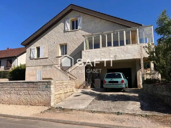 Velars / Ouche - Maison avec 5 chambres, 3 salles de bain et un beau jardin ombragé en espaliers