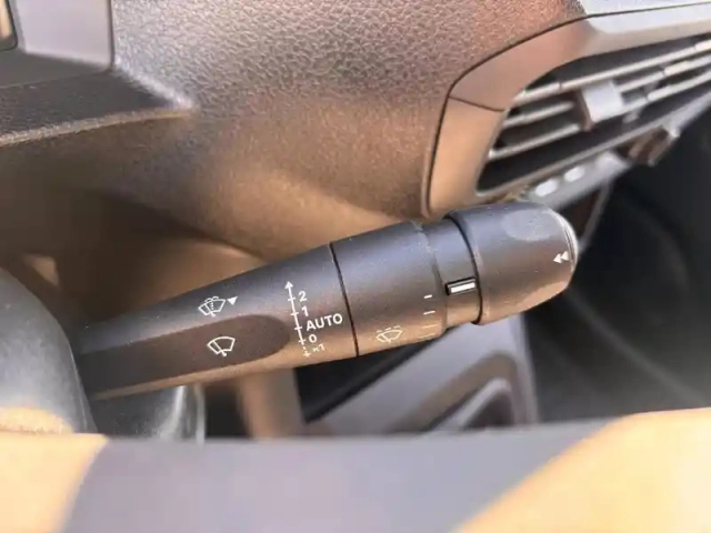 Fiat Scudo fg m 1.5 diesel 120ch — photo 13