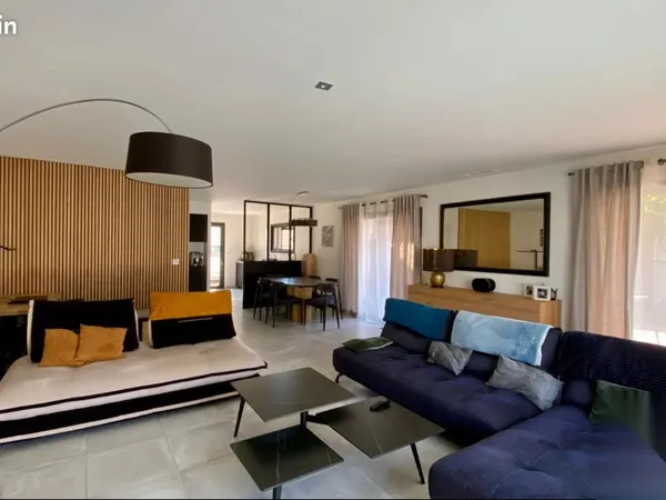 Villa contemporaine 120 m² avec piscine - Villeneuve-lès-Maguelone