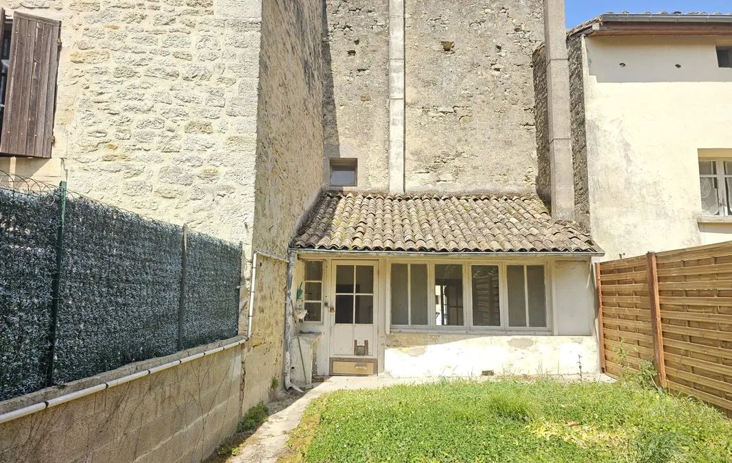 Photo 10