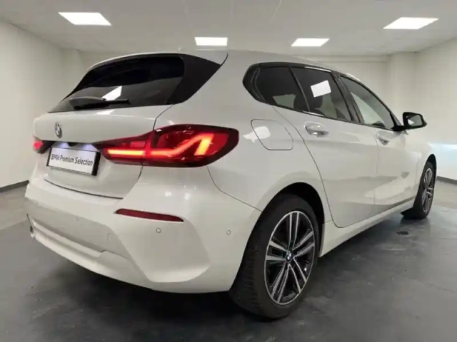 Bmw Serie 1 série 1 118ia 136ch business design dkg7 — photo 4