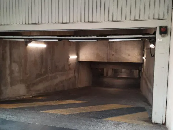 GARAGE/BOX LYON 3EME