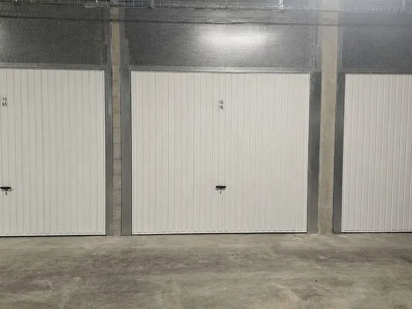 Garages à louer
