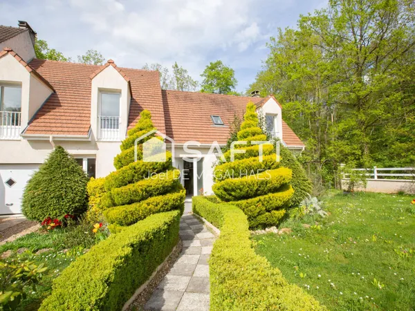 UN CADRE ENCHANTEUR: SUPERBE MAISON FAMILIALE DE 185 M²