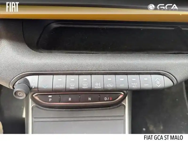 Jeep Avenger electrique 156ch 115kw 1st edition — photo 11