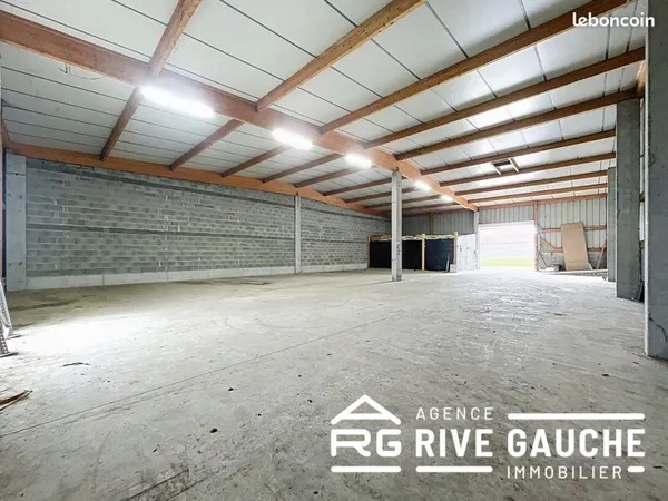 Entrepôt 1000 m² Sonnay