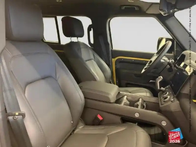 Land Rover Defender 110 2.0 p300e phev trophy edition deep sandglow — photo 5