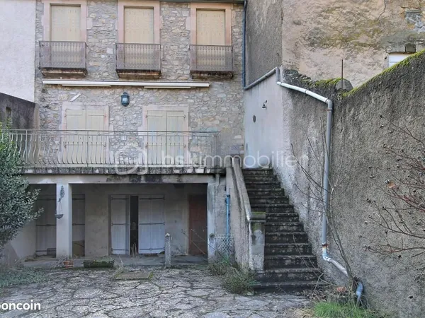 Maison 8 pièces 145 m²