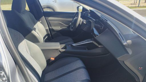 Peugeot 408 1.6 THP 225 Hybrid e-EAT8 - 408 – 2023 – 15164 km – Hybride rechargeable – Boîte Automatique — photo 10