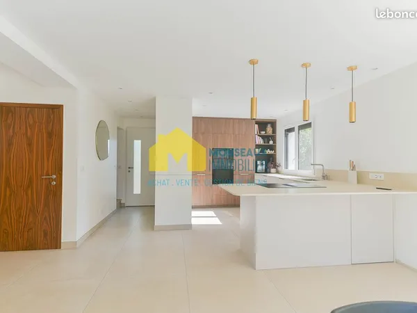 Maison 6 pièces 110 m²