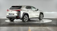 Lexus Ux 250h F SPORT Design 2WD — photo 5