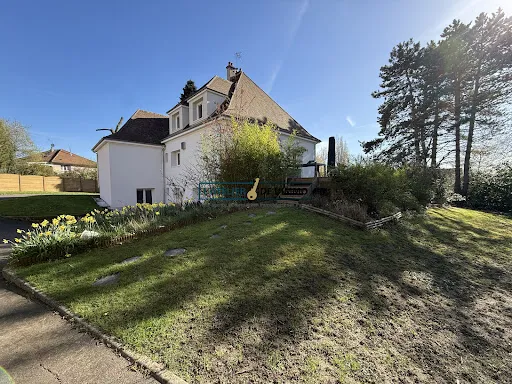 Maison 10 pièces 207 m²