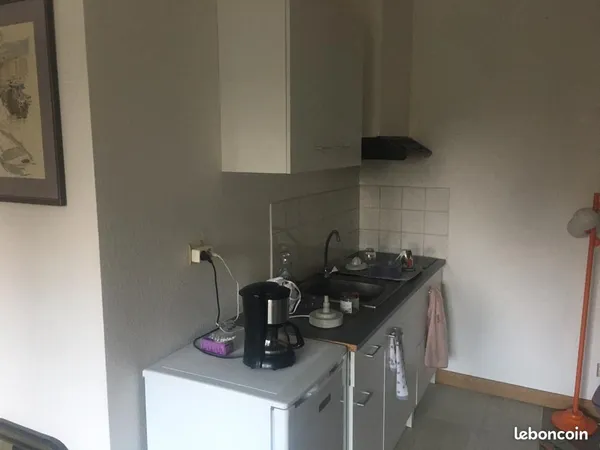 Studio 1 pièce 27 m²