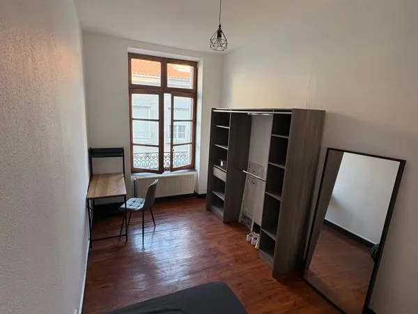 EXCLU Chambre de 12,03 m² en colocation Premium - Appartement entièrement rénové - 50m de la place J