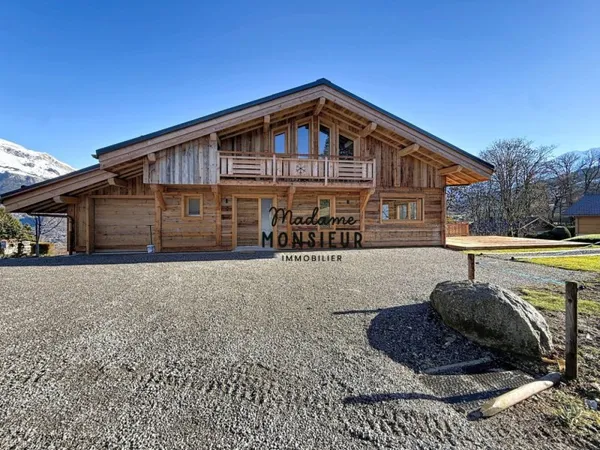 CHALET NEUF