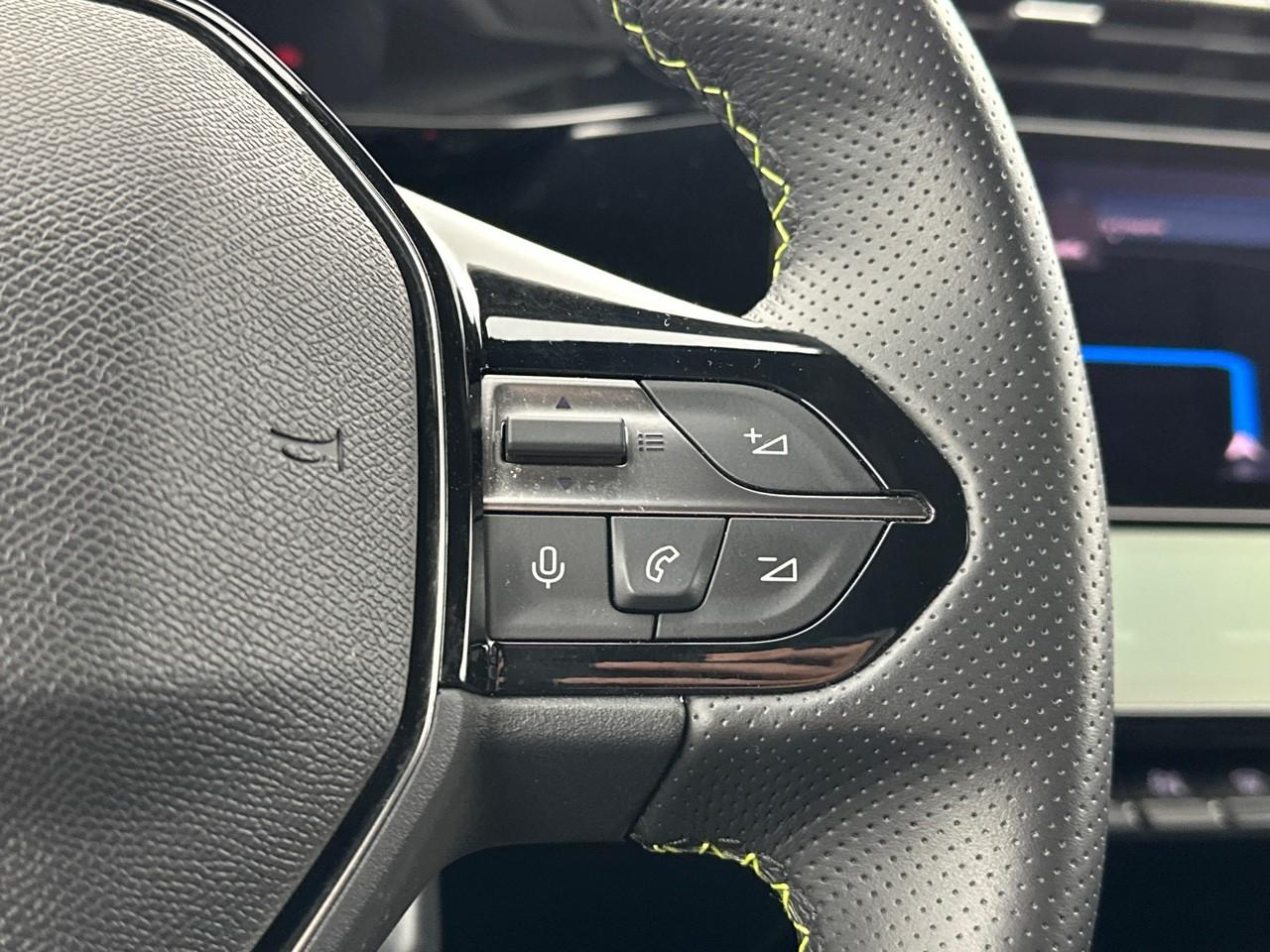 Peugeot 308 phev 180 e-eat8 gt — photo 20