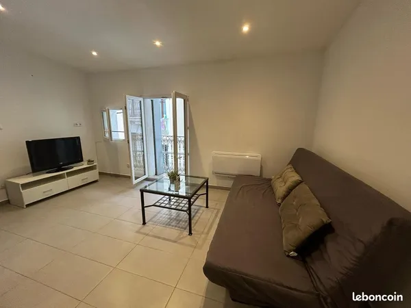 Béziers centre - beau t3 meublé rénové 2 chambres 620 cc