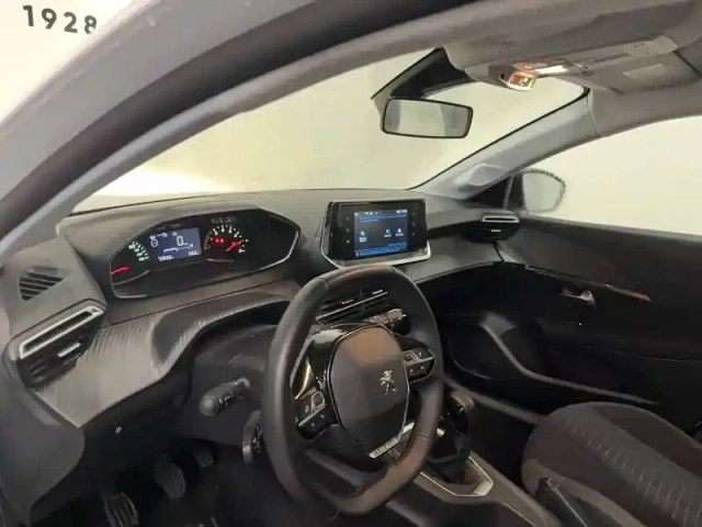 Peugeot 208 puretech 75 s&amp;s bvm5 — photo 11