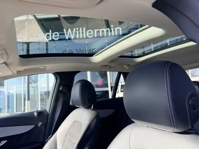 Mercedes Glc 300e 4matic suv amg line — photo 3