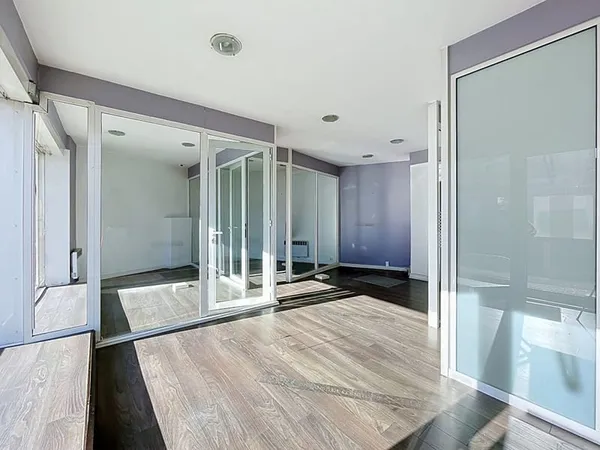 Immeuble Villenave D Ornon 6 pièce(s) 174 m2