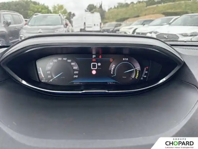 Peugeot 5008 hybrid 136 e-dcs6 — photo 21