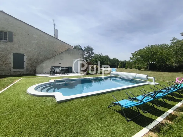BIEN A VENDRE AU GUA