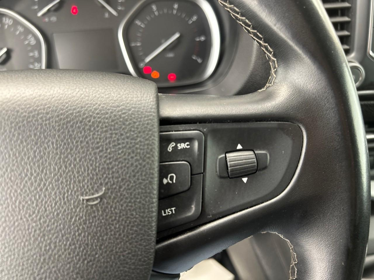 Citroën Jumpy cab approfondie xl bluehdi 145 s&s bvm6 — photo 24