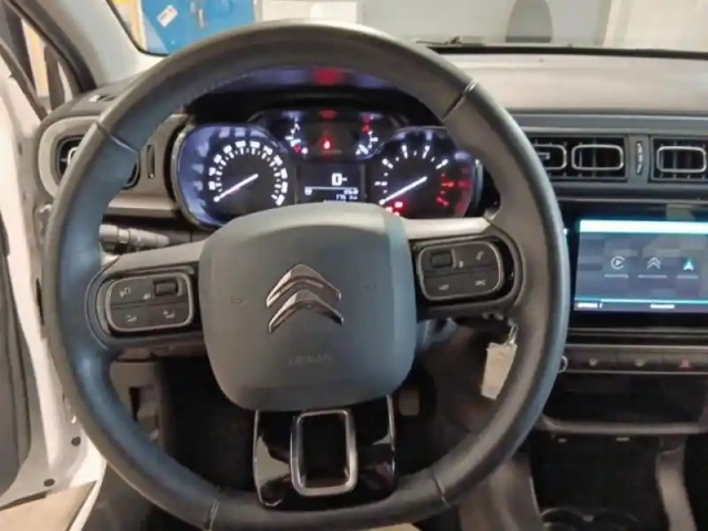 Citroën C3 1.2 puretech 83ch s&amp;s shine pack 123g — photo 10