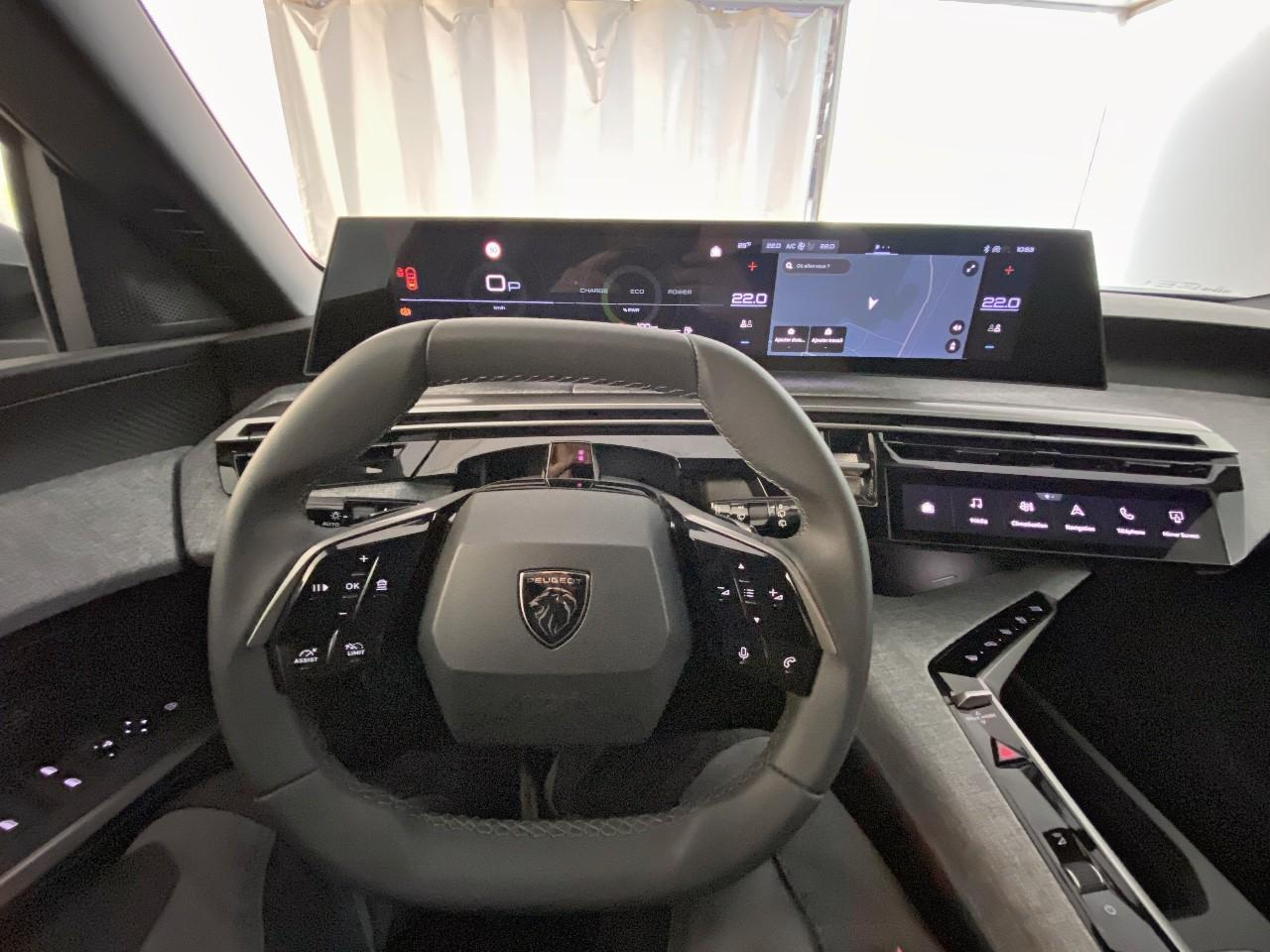 Peugeot 5008 hybrid 145 ch e-dcs6 allure — photo 12