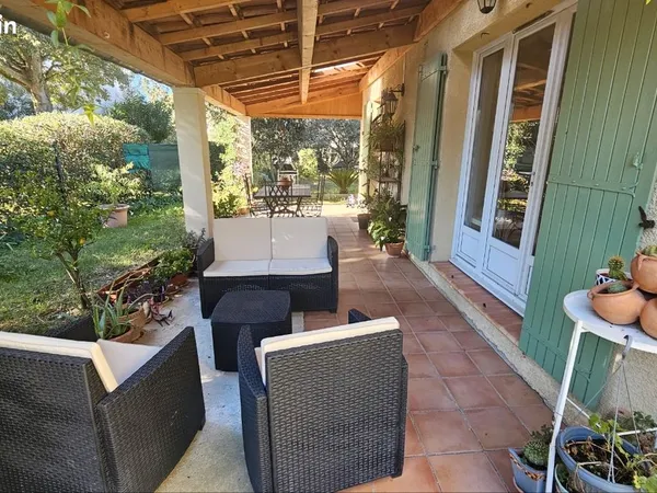 Maison de 86m² de plain-pied avec jardin et garage - Avignon