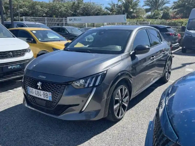 Peugeot 208 puretech 100 s&amp;s eat8