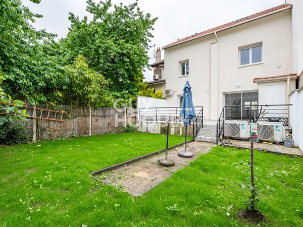 MAISON FAMILIALE PROCHE METRO L13