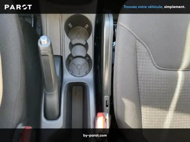 Ford Transit Courier fourgonnette 1.0e 100ch stop&amp;start trend — photo 16