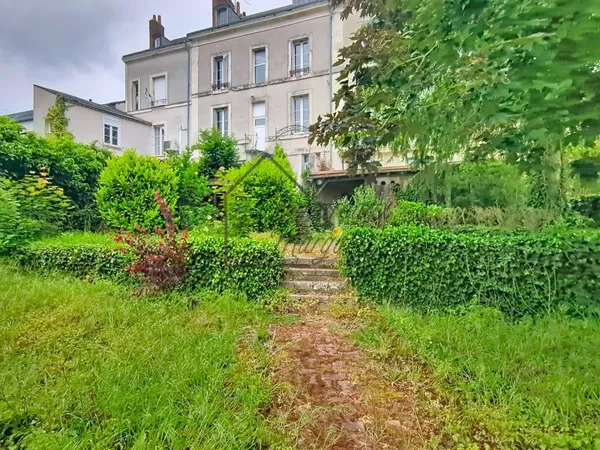 Immeuble 10 pièces 165 m²