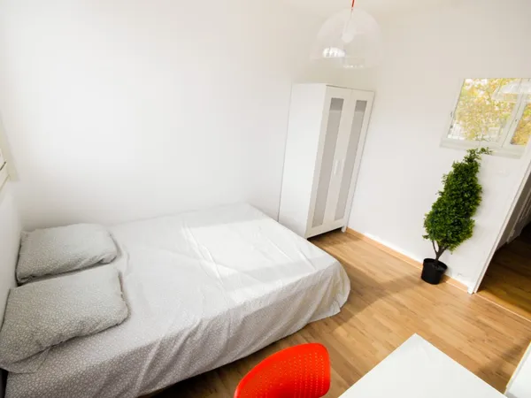 Chambre Colocation Paris 5p  724€