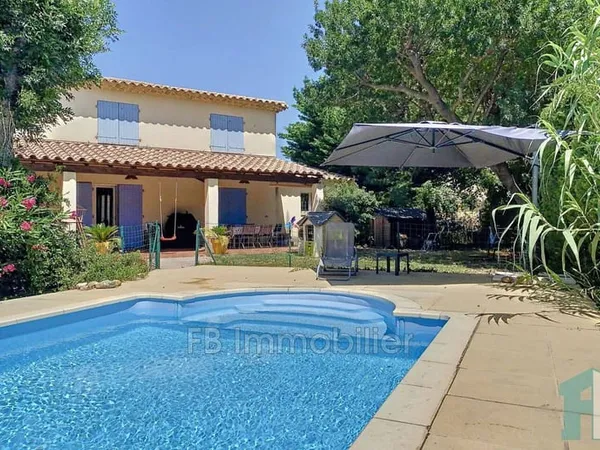 Maison 5 pièces 146 m²