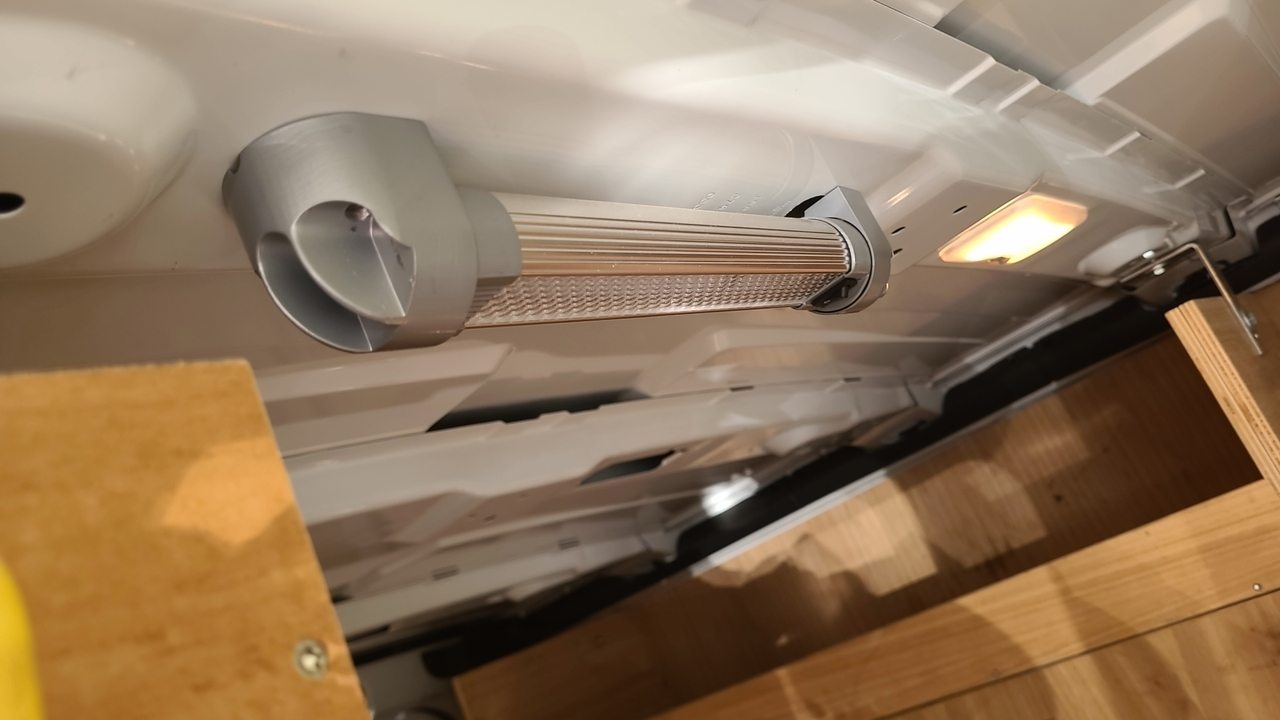 Renault TRAFIC FGN L1H1 1200 KG DCI 120 — photo 23