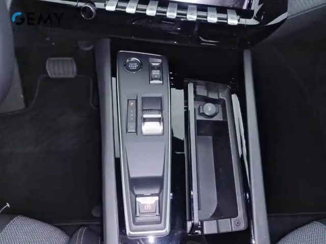 Peugeot 508 sw hybrid 180 e-eat8 — photo 14