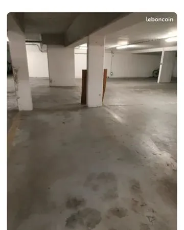 A louer place de parking Gentilly