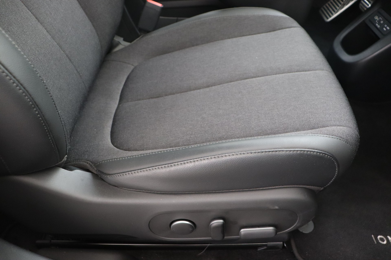 Hyundai Ioniq 5 — photo 17