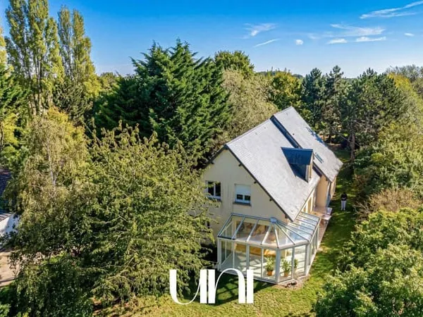 Maison 6 pièces 160 m²