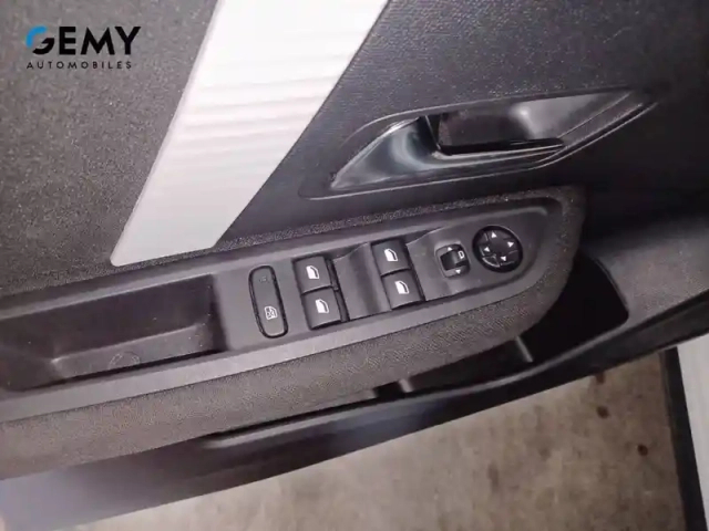 Citroën C4 puretech 130 s&amp;s bvm6 — photo 12