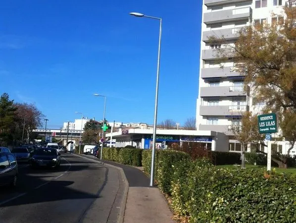 Garage / Lycée Dhuoda - Hotel de Police