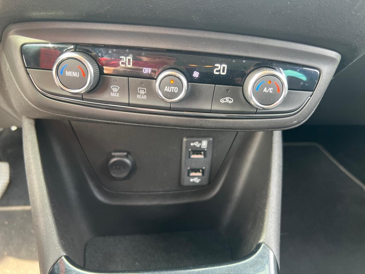 Opel Crossland x 1.2 turbo 110 ch edition — photo 15
